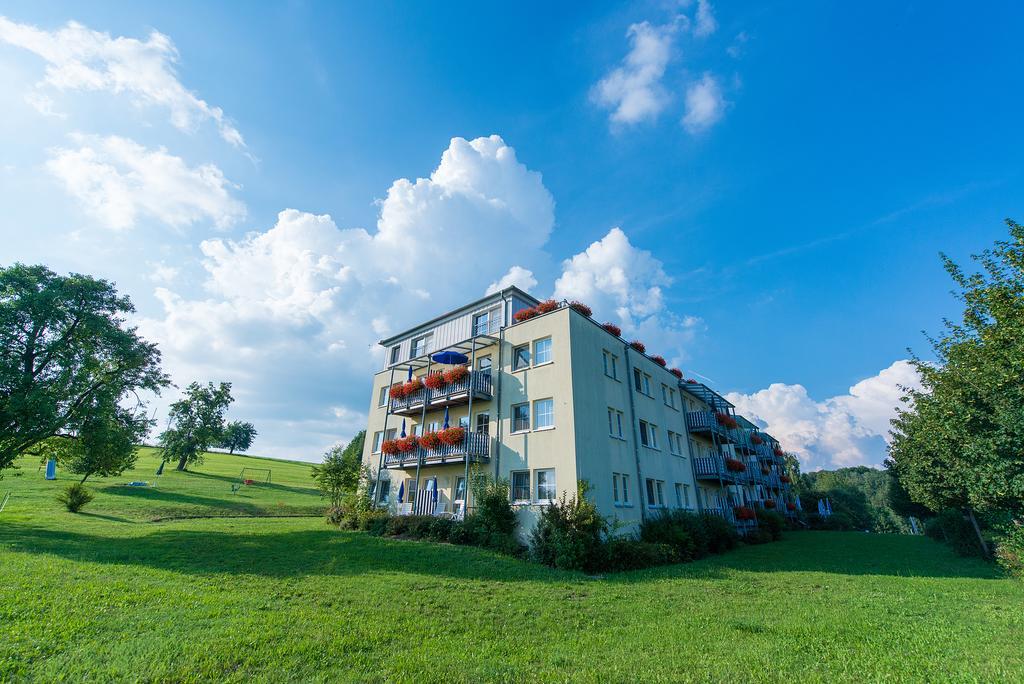 Seehotel Zur Hopfenkönigin Spalt Exterior foto