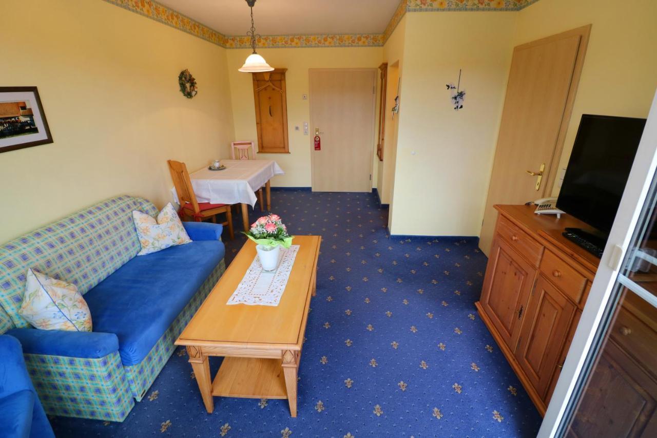 Seehotel Zur Hopfenkönigin Spalt Exterior foto