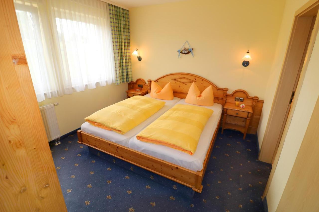 Seehotel Zur Hopfenkönigin Spalt Exterior foto